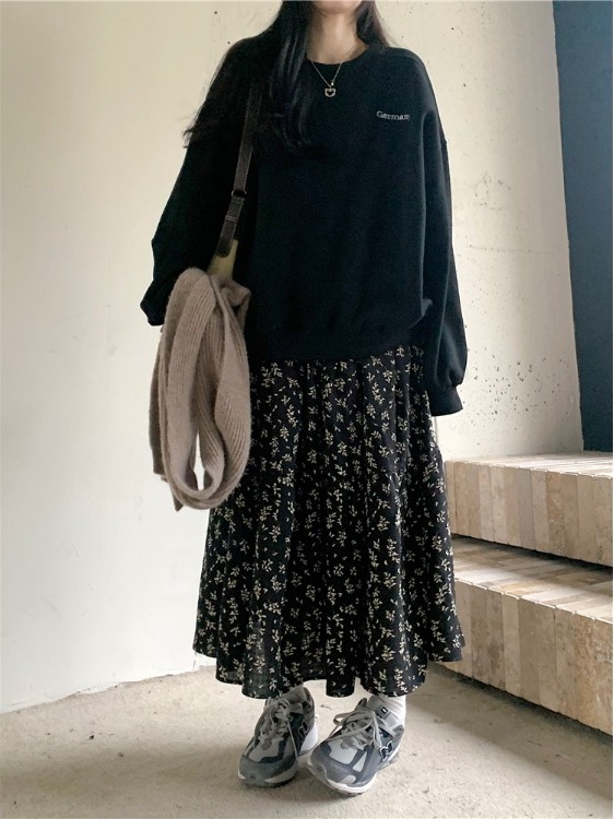 Plus Size Damesrok met hoge ta - Midi Skirt Floral recensie en prijs